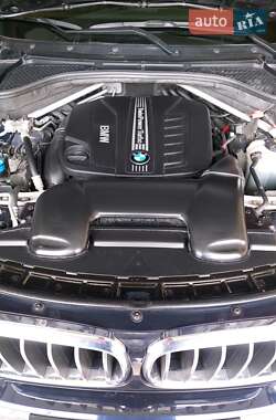 Внедорожник / Кроссовер BMW X5 2018 в 