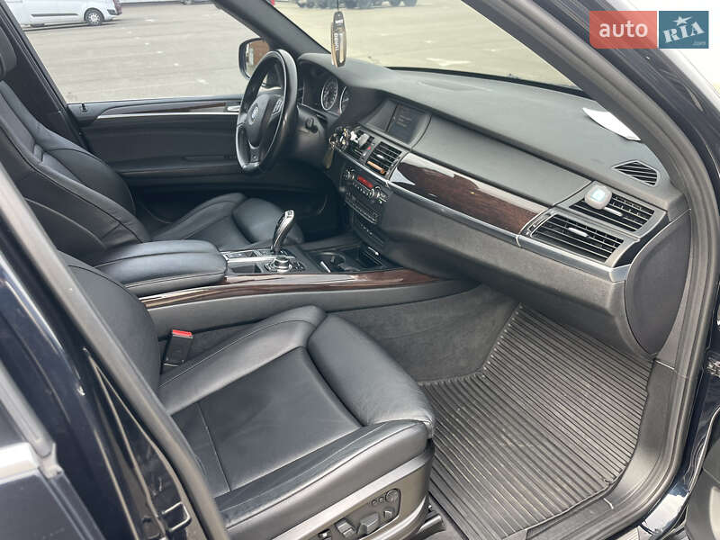 Внедорожник / Кроссовер BMW X5 2011 в Киеве фото 25 Внедорожник / Кроссовер BMW X5 2011 в Киеве