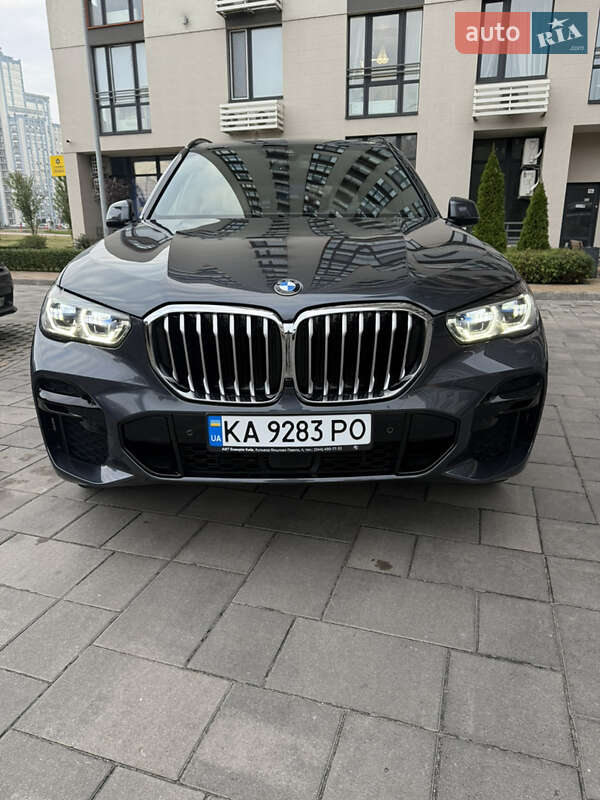 Внедорожник / Кроссовер BMW X5 2022 в Киеве