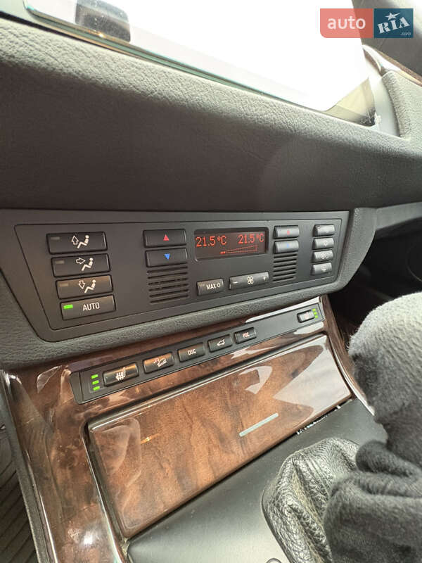 Позашляховик / Кросовер BMW X5 2003 в Харкові