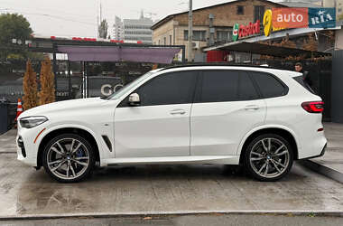 Внедорожник / Кроссовер BMW X5 2022 в 