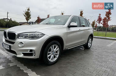 Позашляховик / Кросовер BMW X5 2016 в  фото 10 Позашляховик / Кросовер BMW X5 2016 в