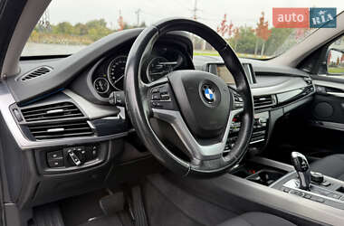Позашляховик / Кросовер BMW X5 2016 в  фото 13 Позашляховик / Кросовер BMW X5 2016 в
