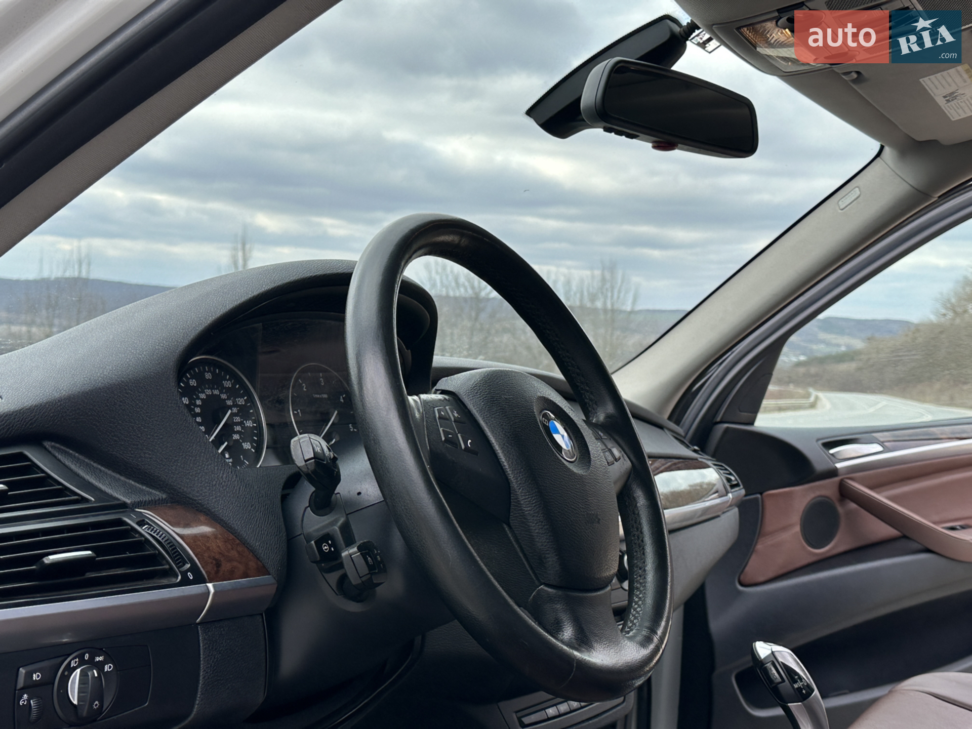 2010 BMW X5 - мініатюра 12