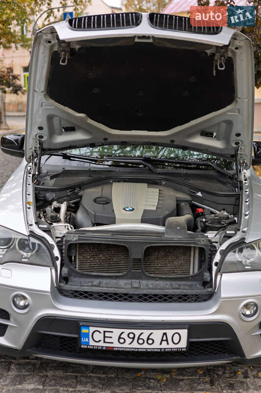 Внедорожник / Кроссовер BMW X5 2011 в Черновцах
