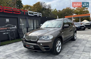 Позашляховик / Кросовер BMW X5 2010 в  фото 2 Позашляховик / Кросовер BMW X5 2010 в