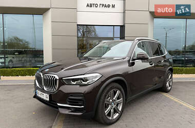 Внедорожник / Кроссовер BMW X5 2022 в Харькове