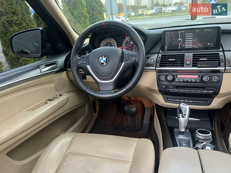 Позашляховик / Кросовер BMW X5 2011 в Києві