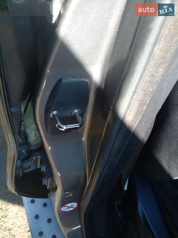 Внедорожник / Кроссовер BMW X5 2005 в Новопокровцы