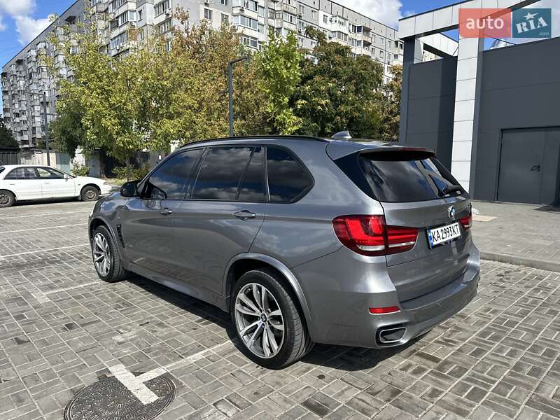 Позашляховик / Кросовер BMW X5 2016 в Лозовій