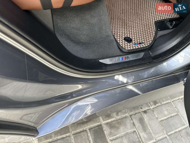 Позашляховик / Кросовер BMW X5 2016 в Лозовій