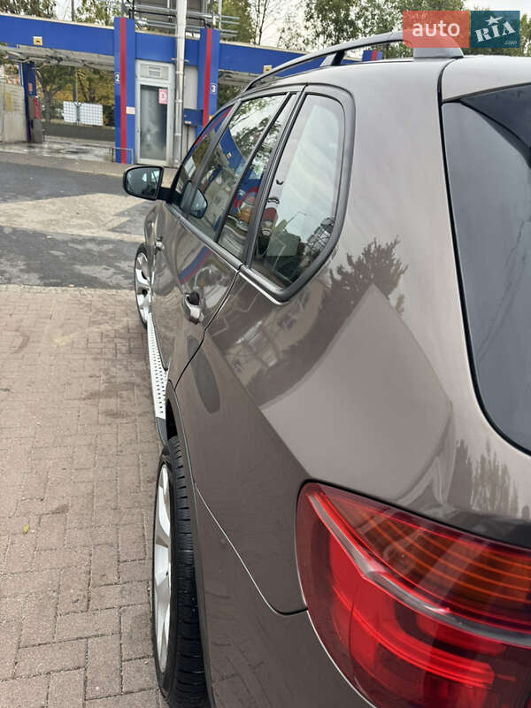 Внедорожник / Кроссовер BMW X5 2012 в Тячеве фото 11 Внедорожник / Кроссовер BMW X5 2012 в Тячеве