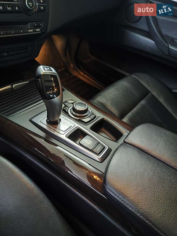Позашляховик / Кросовер BMW X5 2013 в Києві фото 38 Позашляховик / Кросовер BMW X5 2013 в Києві