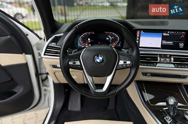 Внедорожник / Кроссовер BMW X5 2019 в 