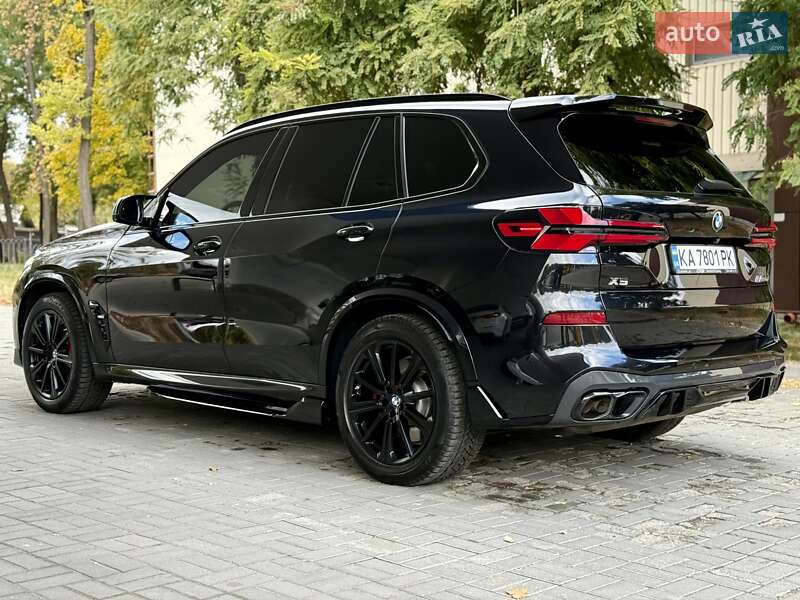 Внедорожник / Кроссовер BMW X5 2024 в Днепре