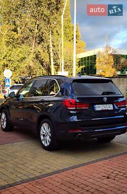 Внедорожник / Кроссовер BMW X5 2015 в 