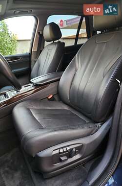 Внедорожник / Кроссовер BMW X5 2015 в 