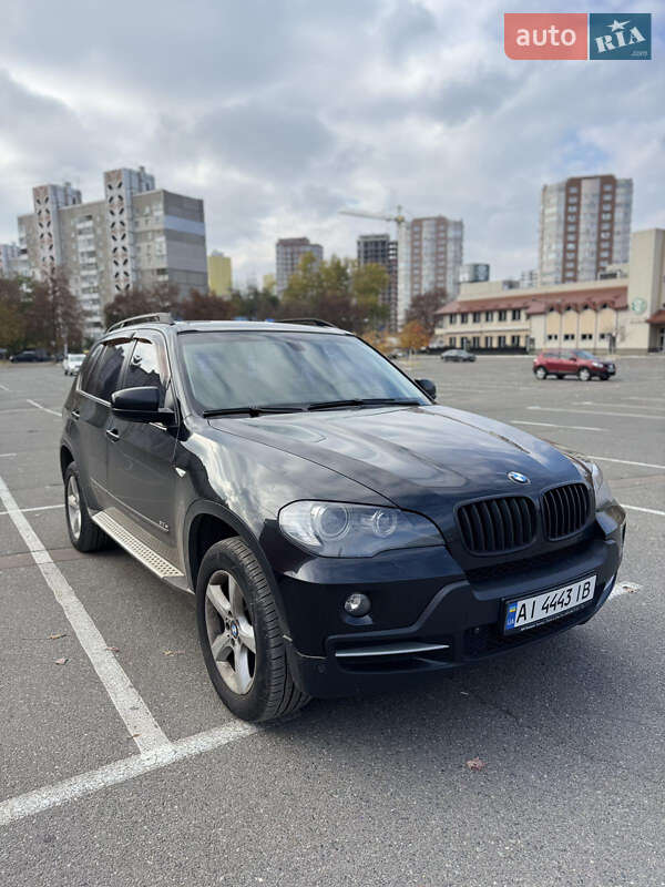 Внедорожник / Кроссовер BMW X5 2008 в 