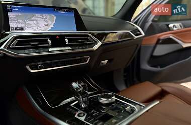Внедорожник / Кроссовер BMW X5 2019 в 