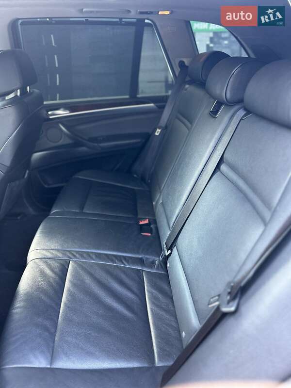 Внедорожник / Кроссовер BMW X5 2012 в Ивано-Франковске