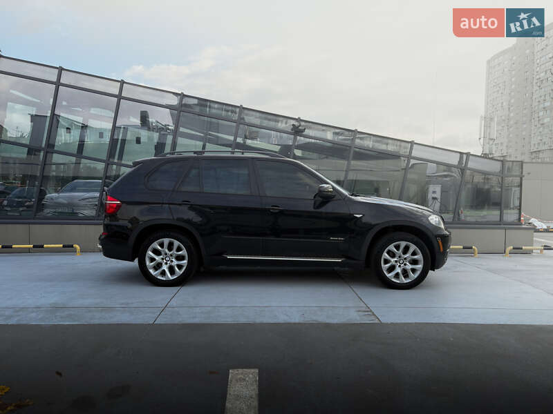 Внедорожник / Кроссовер BMW X5 2011 в Киеве