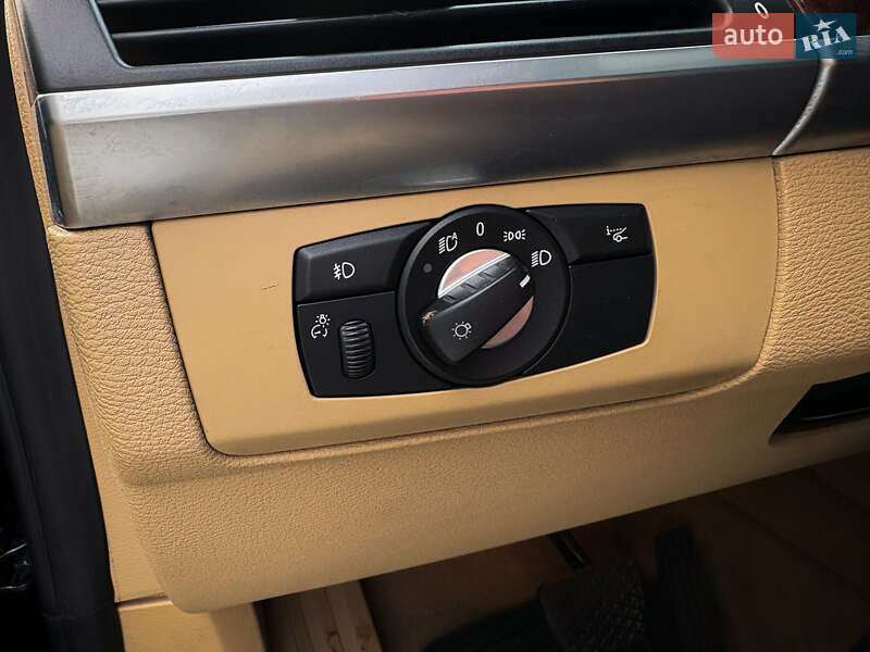 Внедорожник / Кроссовер BMW X5 2011 в Киеве