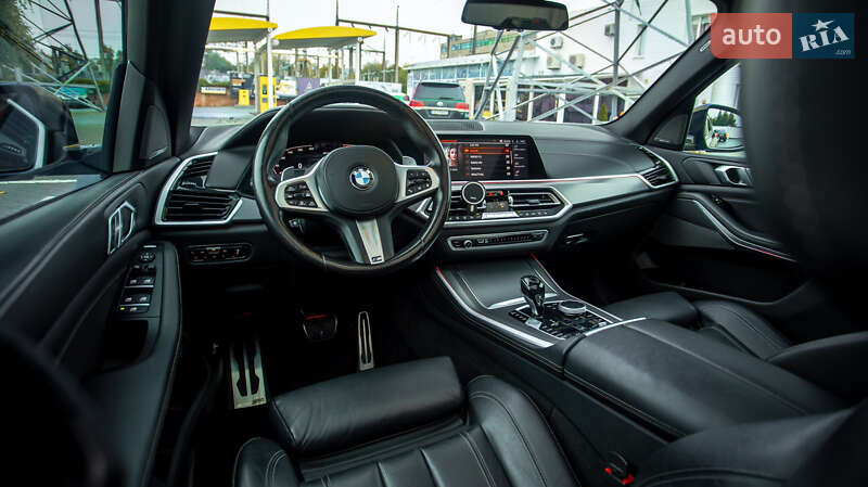Внедорожник / Кроссовер BMW X5 2020 в Черновцах