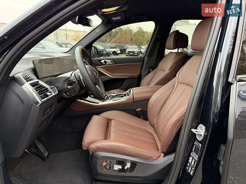 Внедорожник / Кроссовер BMW X5 2024 в Харькове