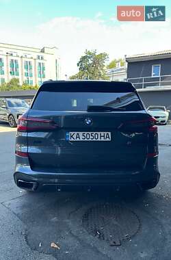 Внедорожник / Кроссовер BMW X5 2022 в Киеве