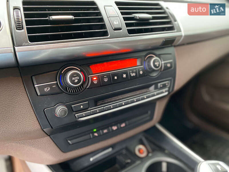 Внедорожник / Кроссовер BMW X5 2008 в Житомире