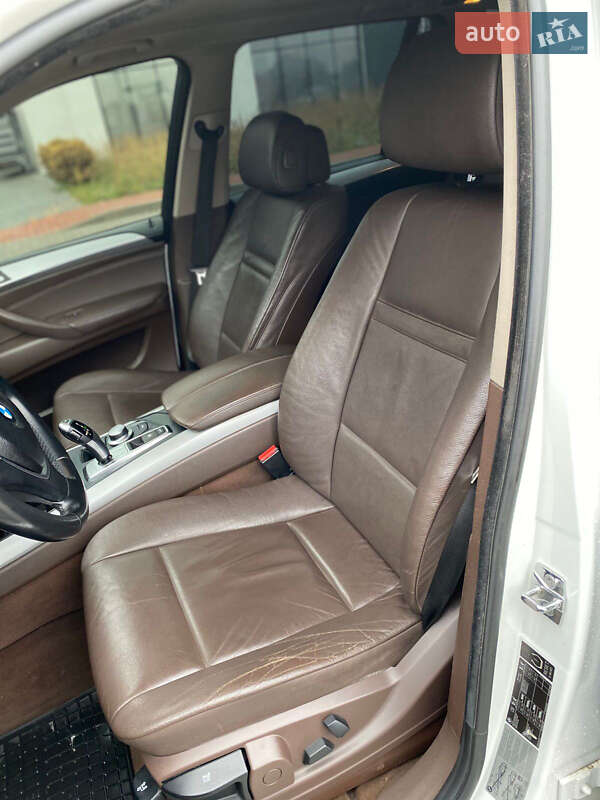 Внедорожник / Кроссовер BMW X5 2008 в Житомире