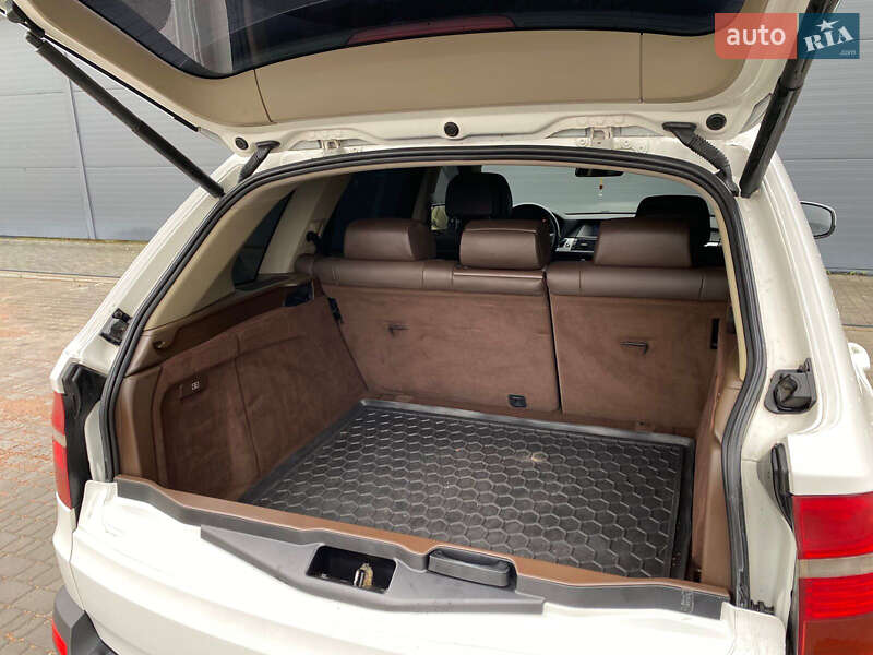 Внедорожник / Кроссовер BMW X5 2008 в Житомире