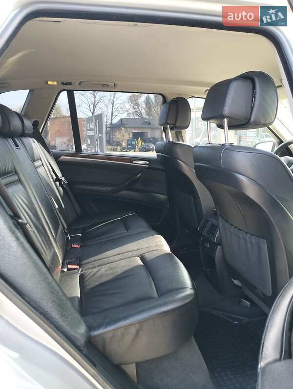 Внедорожник / Кроссовер BMW X5 2009 в Коломые