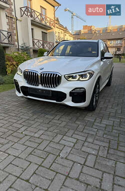 Внедорожник / Кроссовер BMW X5 2021 в Черновцах