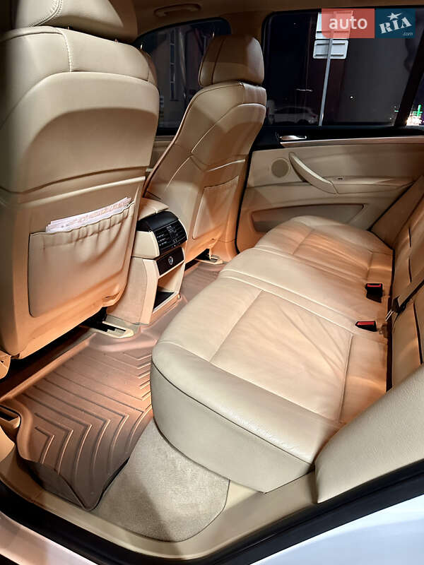 Внедорожник / Кроссовер BMW X5 2010 в Ровно фото 31 Внедорожник / Кроссовер BMW X5 2010 в Ровно