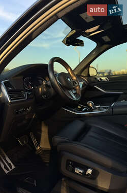 Позашляховик / Кросовер BMW X5 2019 в 