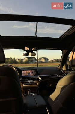 Позашляховик / Кросовер BMW X5 2019 в 