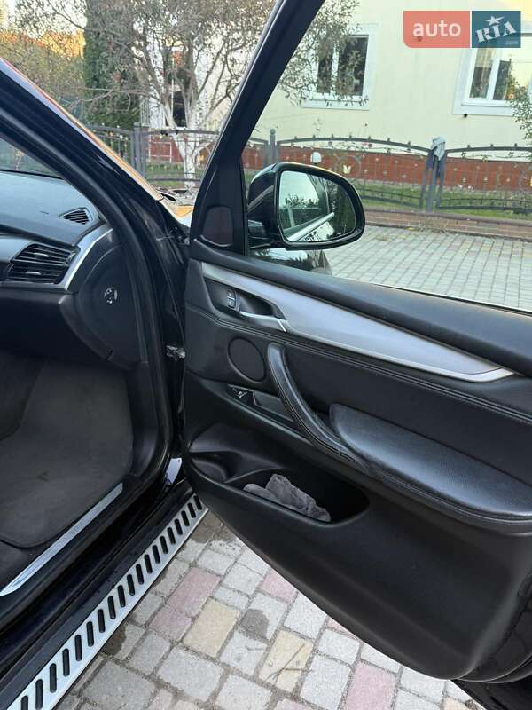 Позашляховик / Кросовер BMW X5 2015 в Хмільнику