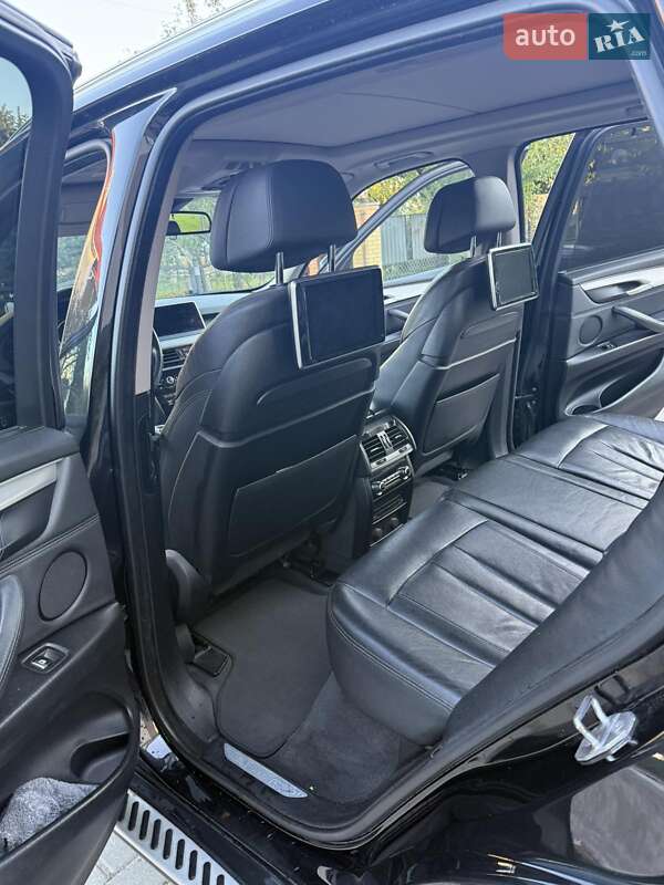 Позашляховик / Кросовер BMW X5 2015 в Хмільнику