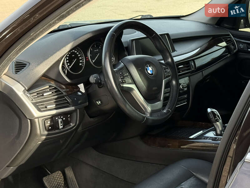 Позашляховик / Кросовер BMW X5 2015 в Запоріжжі