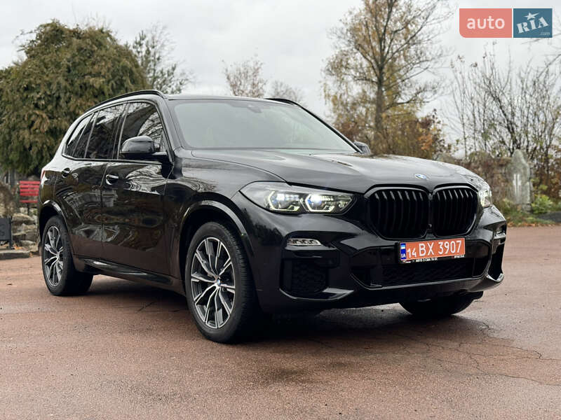 Позашляховик / Кросовер BMW X5 2019 в Івано-Франківську