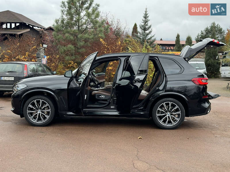 Позашляховик / Кросовер BMW X5 2019 в Івано-Франківську