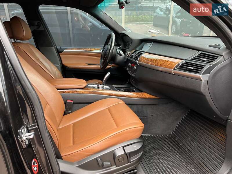 Внедорожник / Кроссовер BMW X5 2009 в Киеве