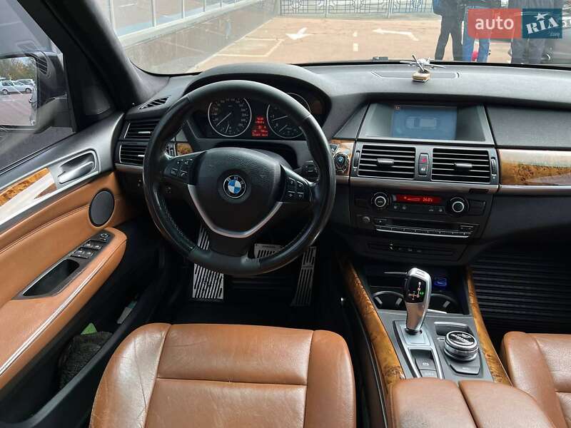 Внедорожник / Кроссовер BMW X5 2009 в Киеве