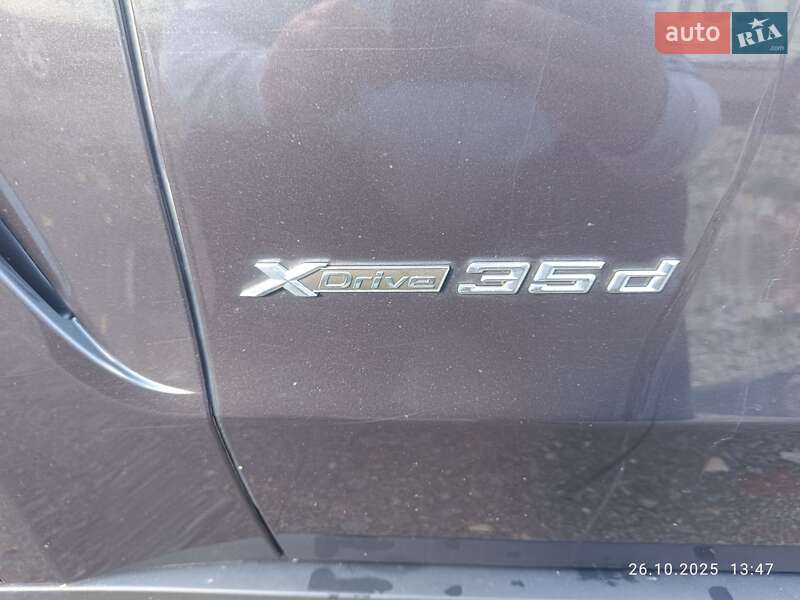 Внедорожник / Кроссовер BMW X5 2017 в Городке