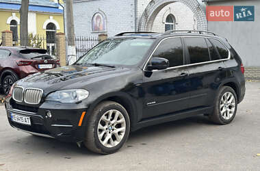 Позашляховик / Кросовер BMW X5 2013 в 