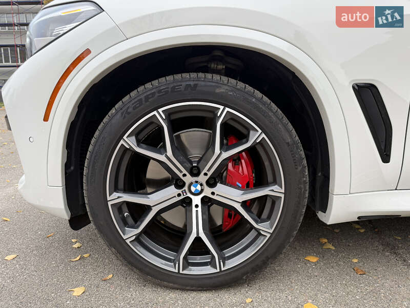 Внедорожник / Кроссовер BMW X5 2021 в Киеве