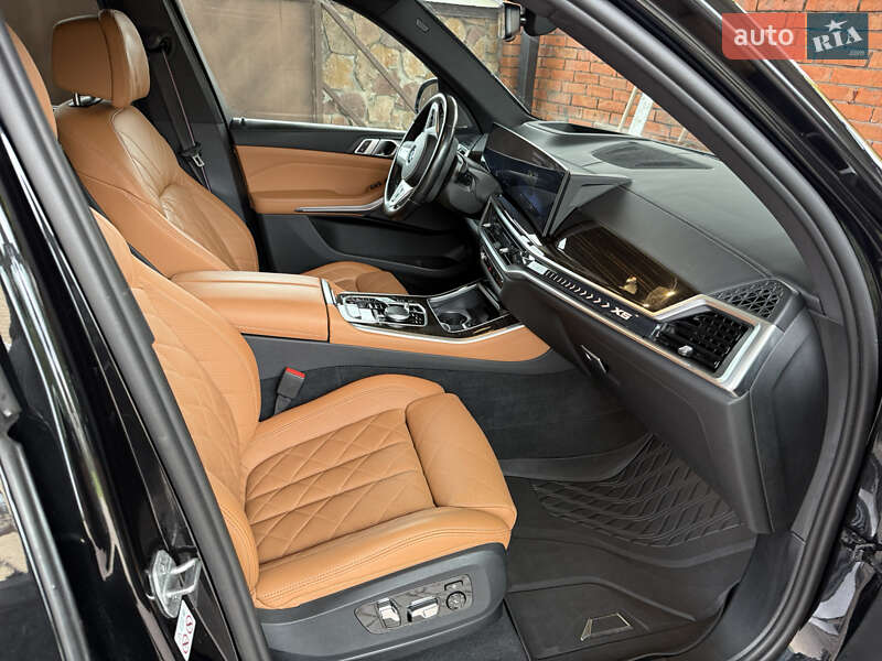 Внедорожник / Кроссовер BMW X5 2023 в Луцке