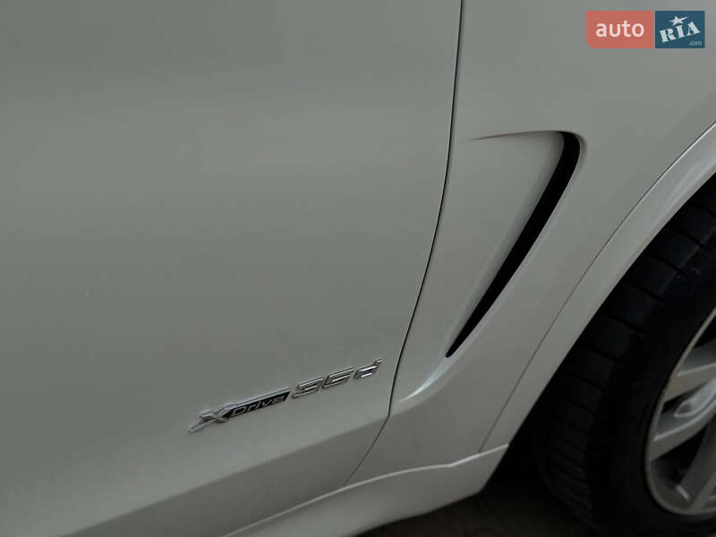 Внедорожник / Кроссовер BMW X5 2015 в Турийске