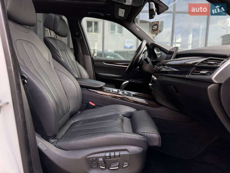 Внедорожник / Кроссовер BMW X5 2015 в Турийске